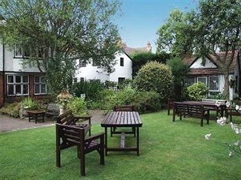 The Tudor Court Hotel Solihull Dış mekan fotoğraf