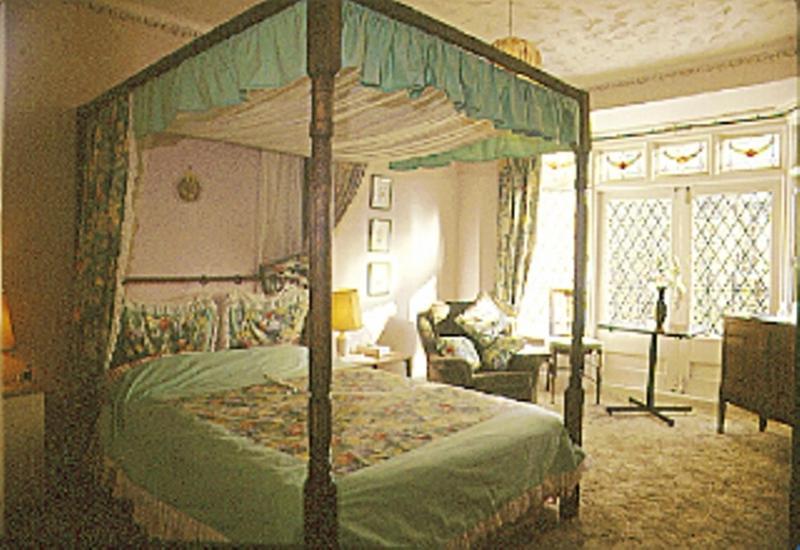 The Tudor Court Hotel Solihull Oda fotoğraf